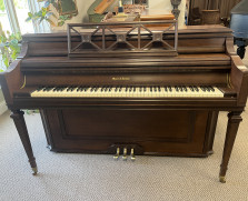 Mason & Hamlin console piano